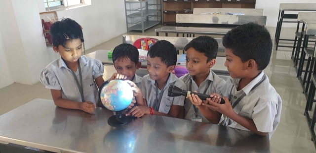 Day & Night Cycle - Activities 2022