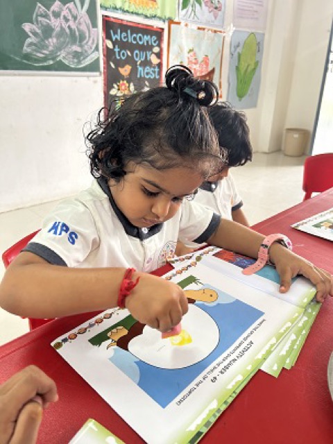 Tortoise Shell Painting Fun – Pre-KG Creativity in Action! - Activities 2024